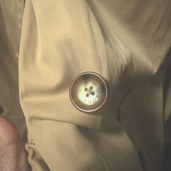 Classic trench coat - Picture 6 of 6